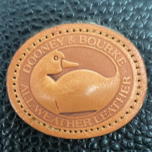 DOONEY & BOURKE Vintage Leather Black/English Tan XL Saddle Handbag - EUC - Picture 15 of 16